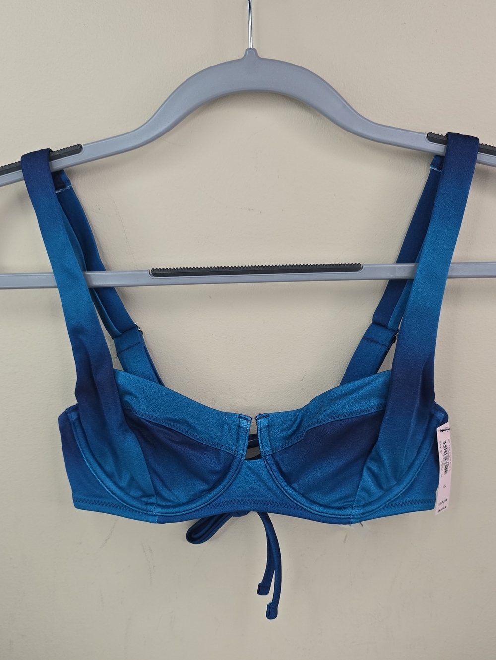 Victoria's Secret Swim Essential Full-Coverage Bikini Top NWT Sz 32C